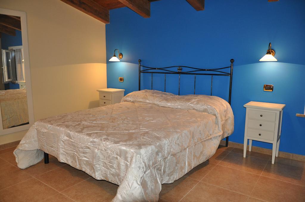 Agriturismo Le Vigne Fermo Room photo