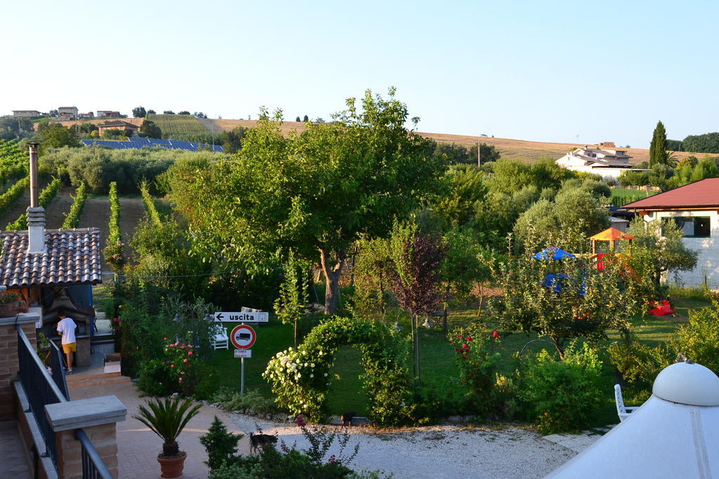 Agriturismo Le Vigne Fermo Exterior photo
