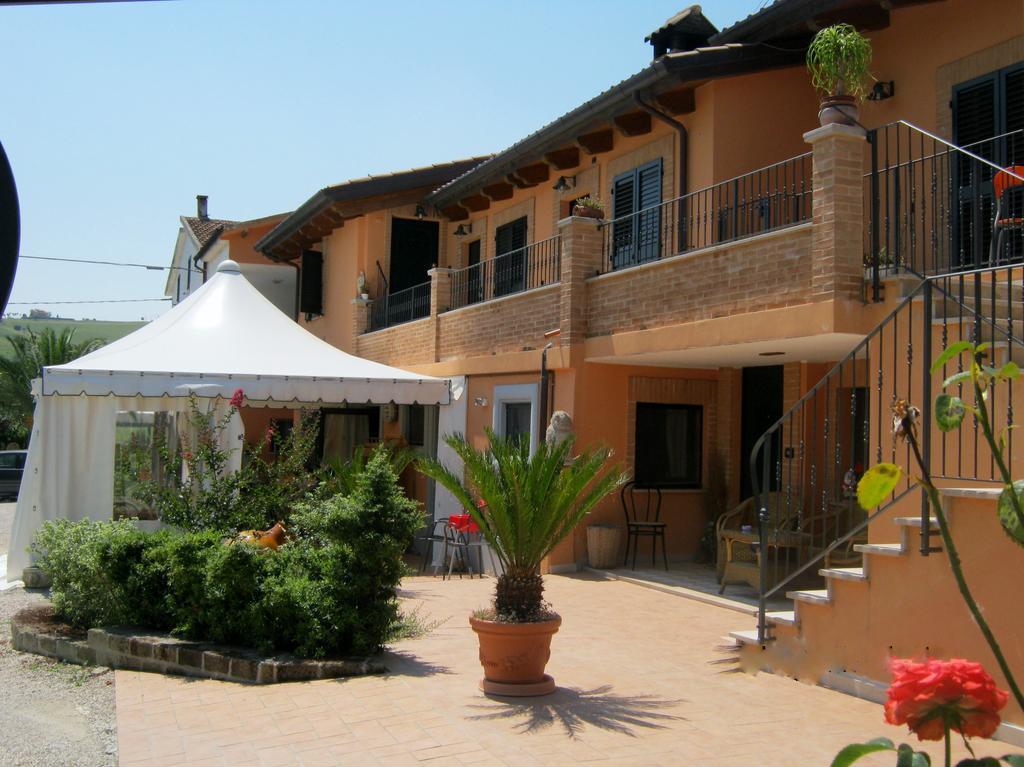 Agriturismo Le Vigne Fermo Exterior photo